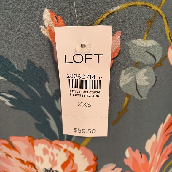 NWT. Ann Taylor LOFT Top. Long Sleeve Blouse. XXS. - Picture 13 of 16